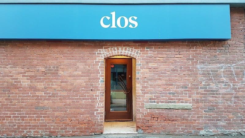 Clos - Moncton - Canada - Booked ai