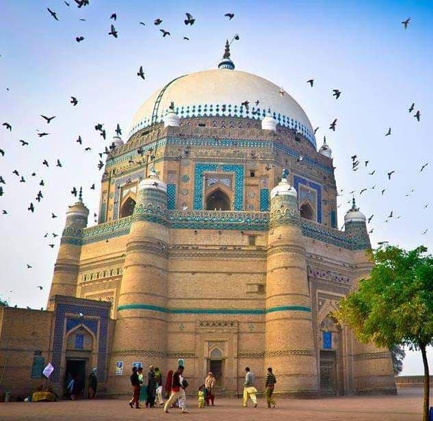 Tomb of Hazrat Shah Rukn-e-Alam - Multan - Pakistan - Booked ai