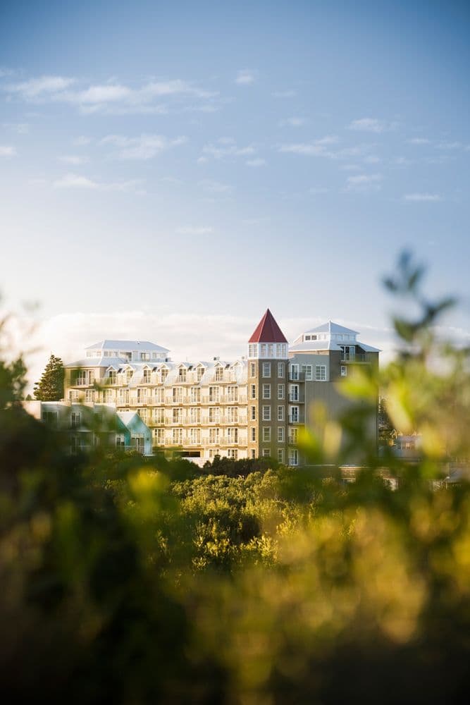 Deep Blue Hotel and Hot Springs Warrnambool