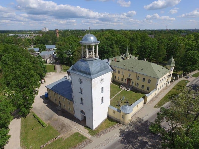 Explore Jēkabpils Old Town and Market Square