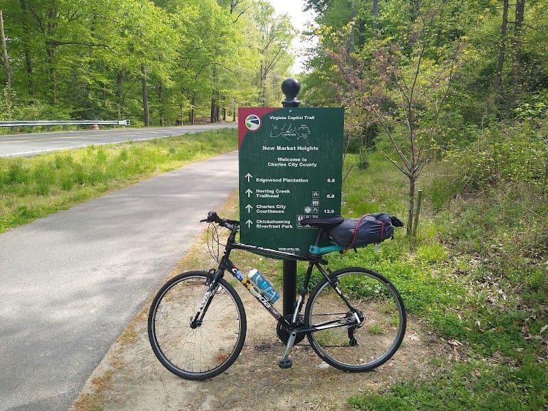 Walk or bike along the Virginia Capital Trail