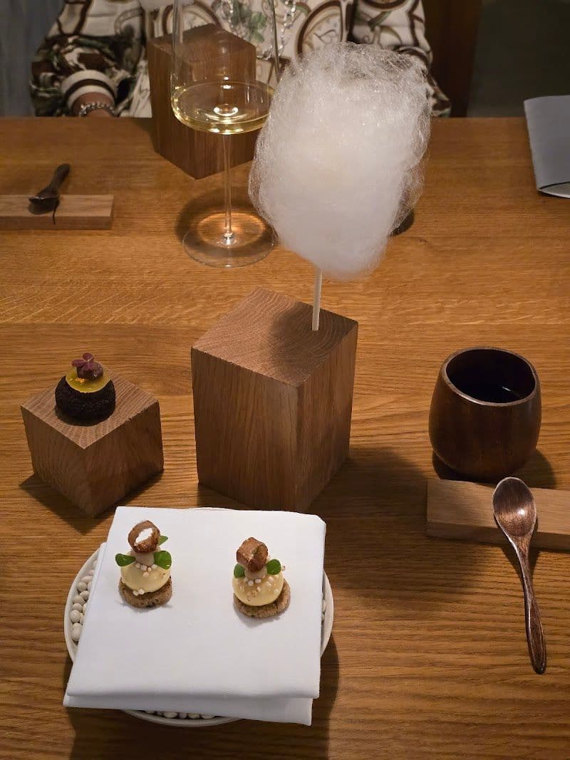 Zeitwerk by Robin Pietsch