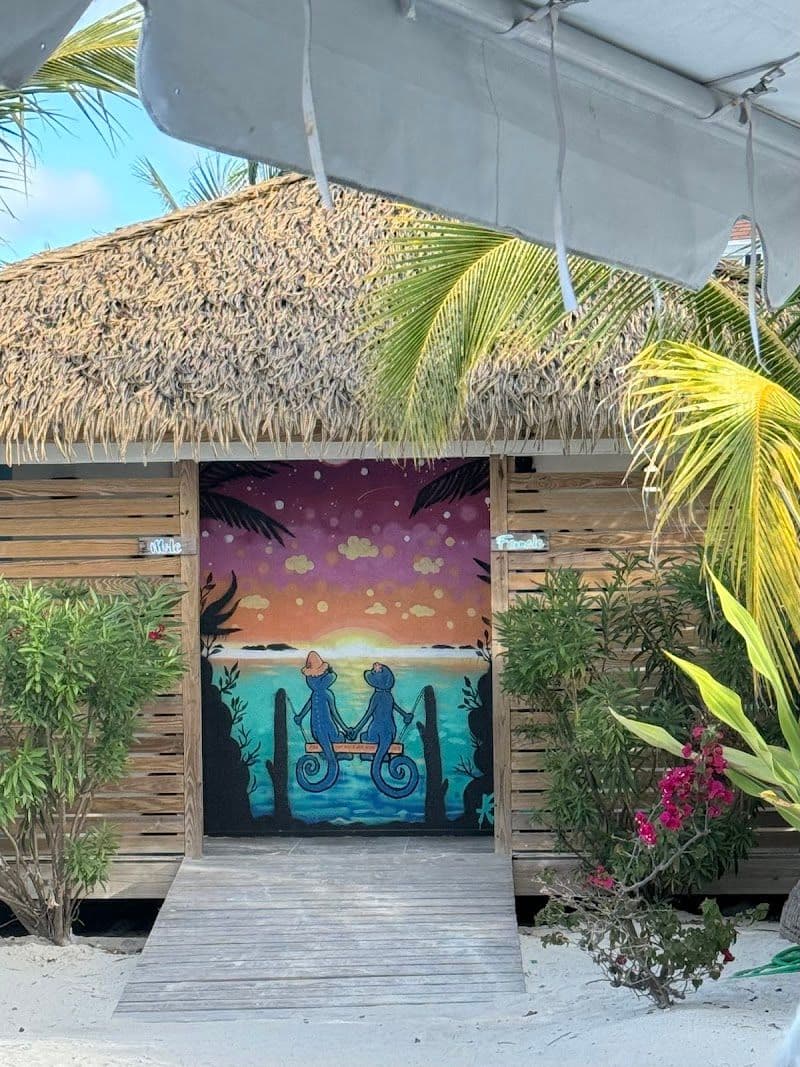 Grabbers Bar & Grill - Great Guana Cay - The Bahamas - Booked ai