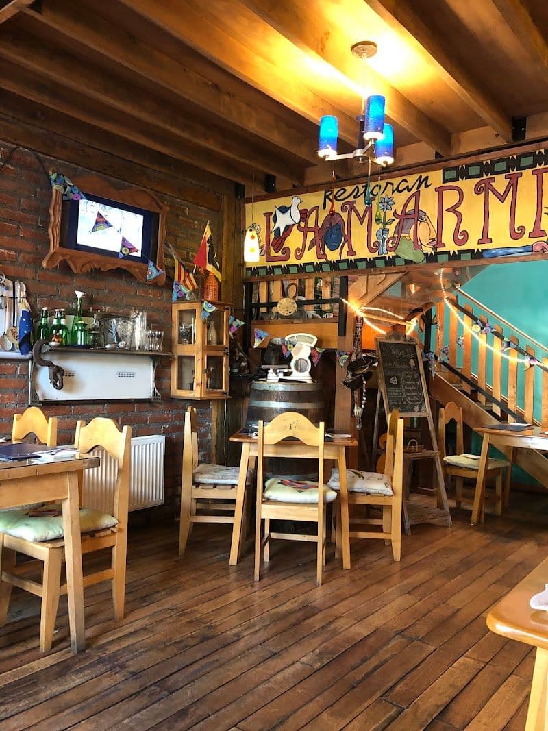 La Marmita - Punta Arenas - Chile - Booked ai