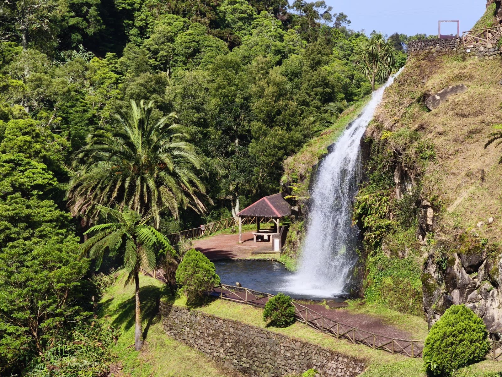 Parque Natural da Ribeira dos Caldeirões - Ponta Delgada - Portugal