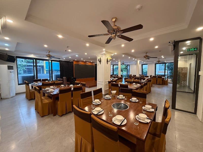 Le Bordeaux Restaurant - Lao Cai - Vietnam - Booked ai