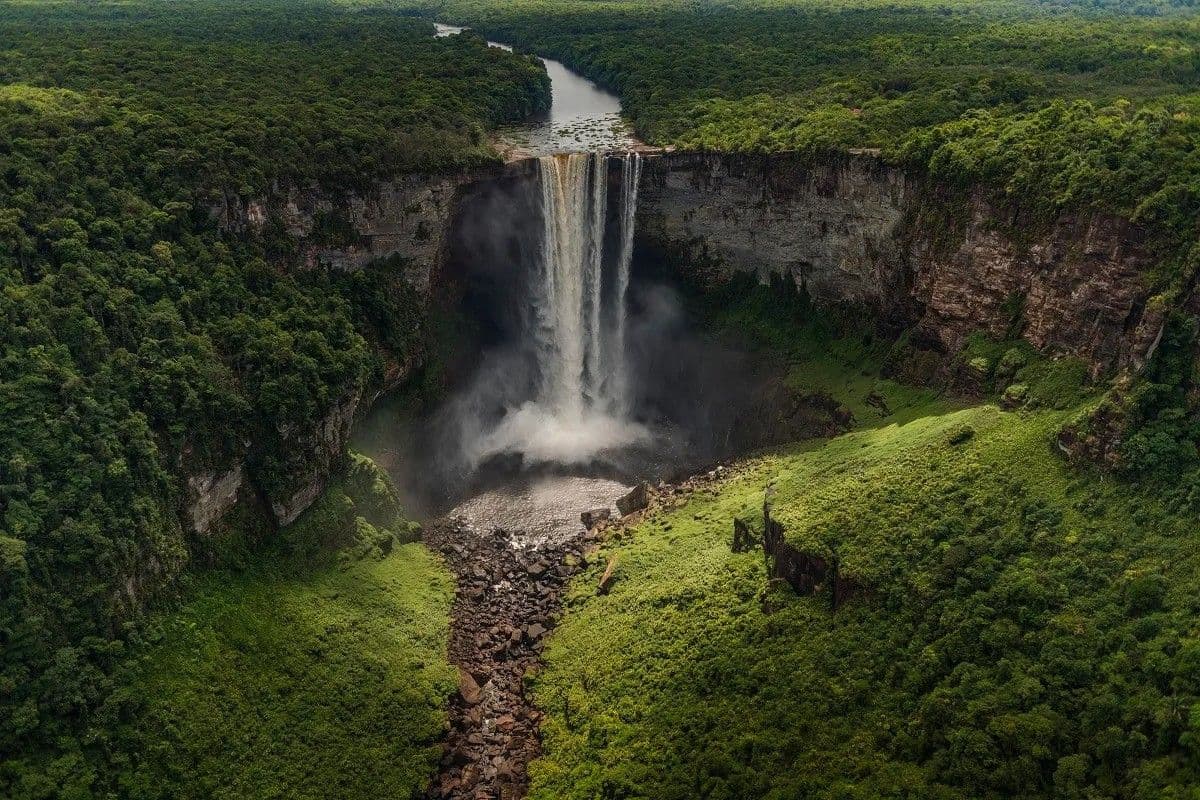 Kaieteur Falls - Guyana