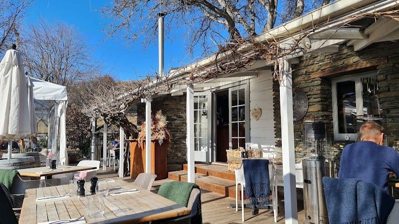 Akarua Wines & Kitchen by Artisan