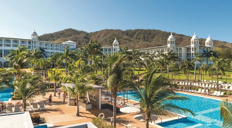 6. Hotel Riu Palace – Costa Rica