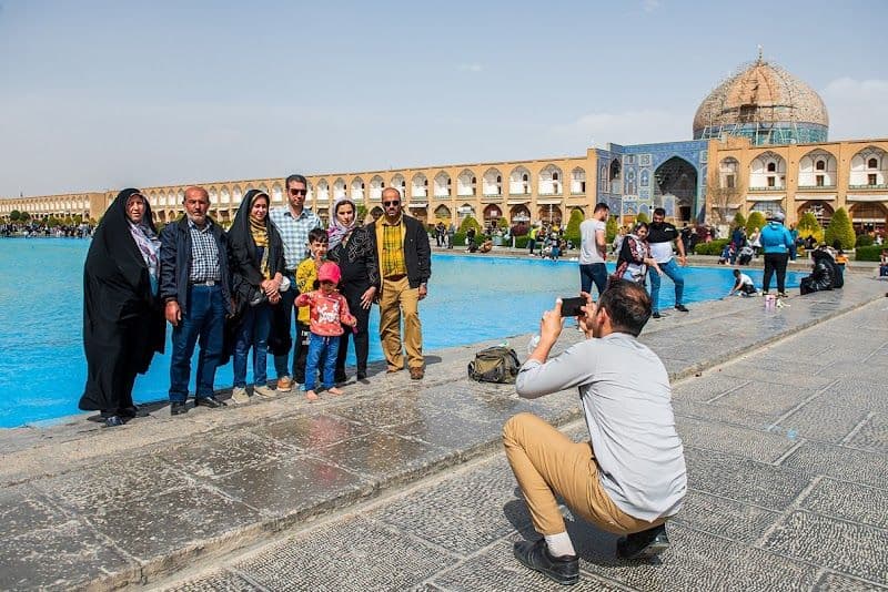 Visit Naqsh-e Jahan Square - Isfahan - Iran