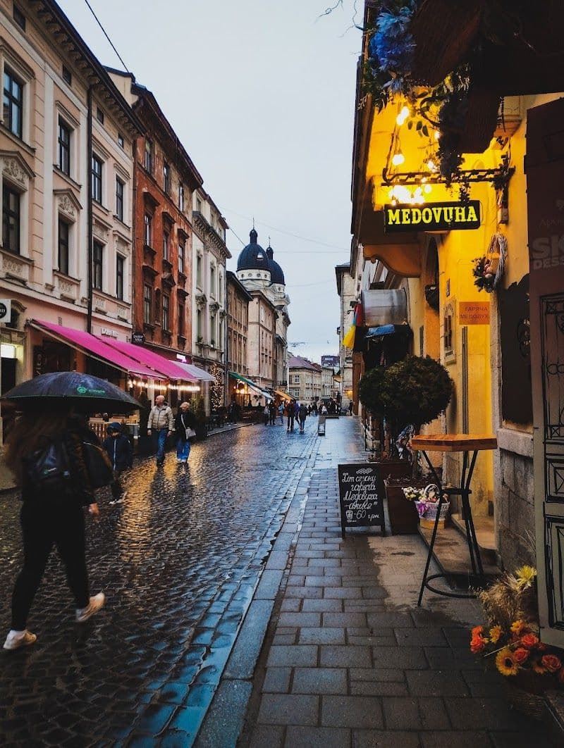 Explore Lviv's Old Town (Rynok Square) - Lviv - Ukraine