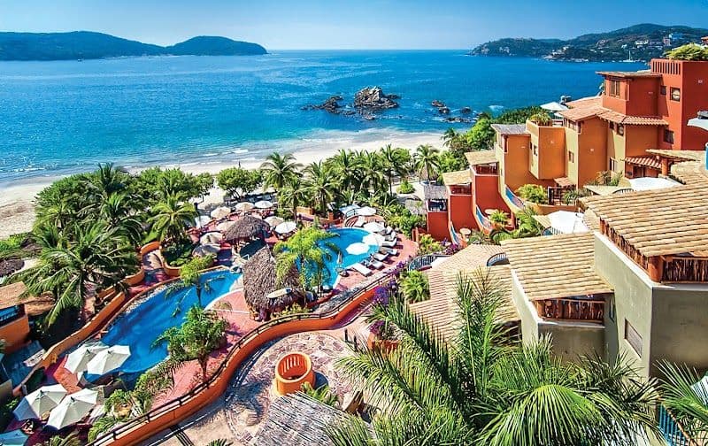 Embarc Zihuatanejo