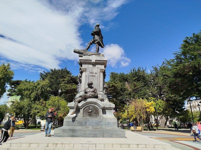 Plaza Armas Punta Arenas - Punta Arenas - Chile - Booked ai
