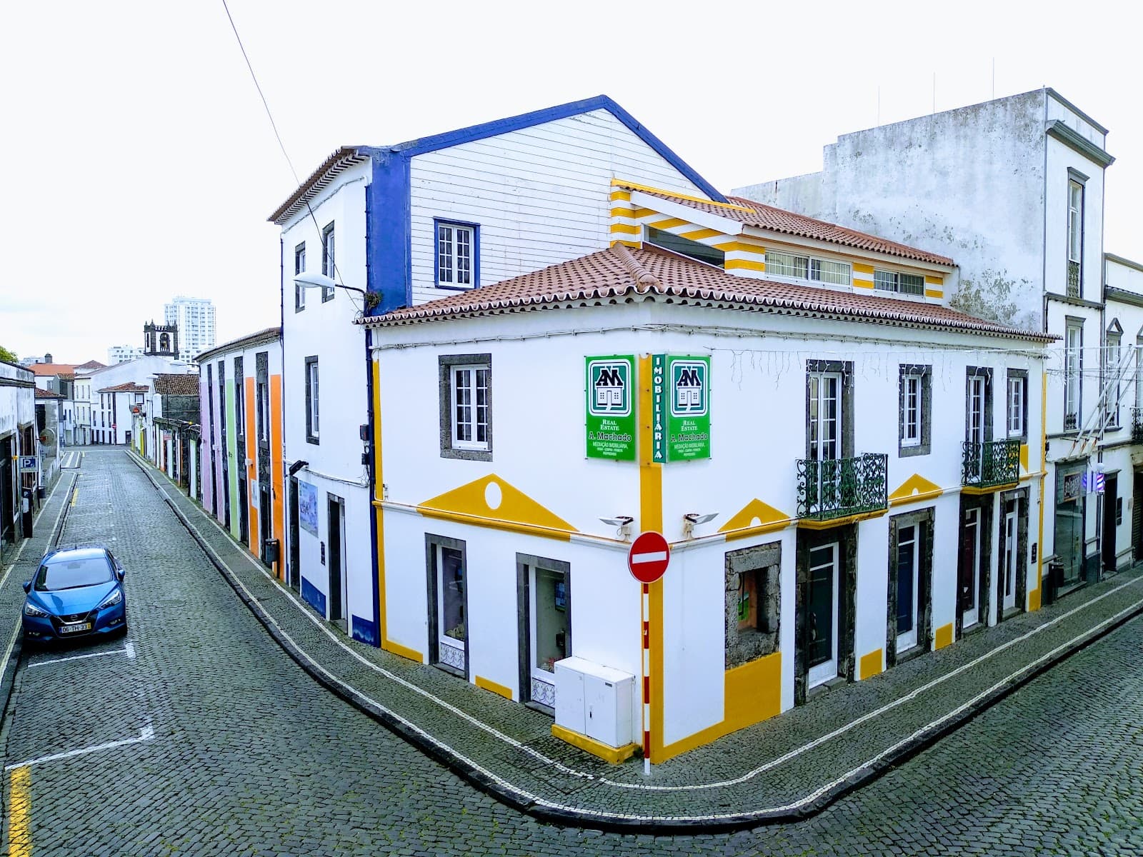 2 Towers Apartment - Ponta Delgada - Portugal
