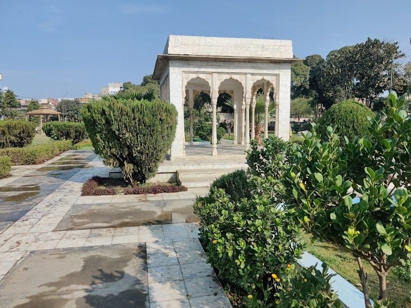 Company Garden - Sargodha - Pakistan - Booked ai