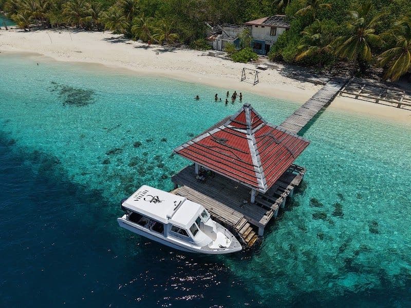 Exploring Hithadhoo: Top Hidden Gems Revealed