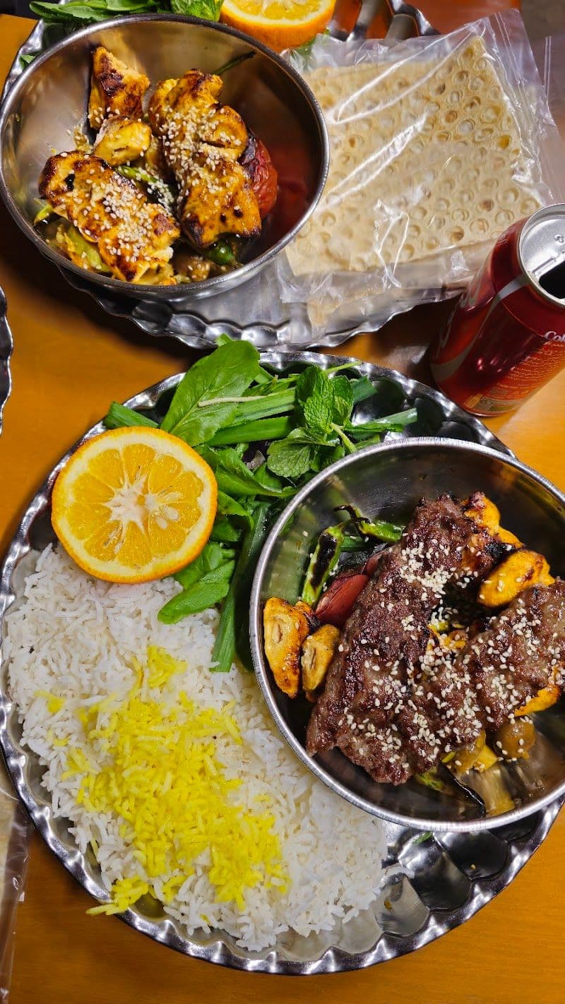 Mahoura restaurant - Eslamshahr - Iran - Booked ai