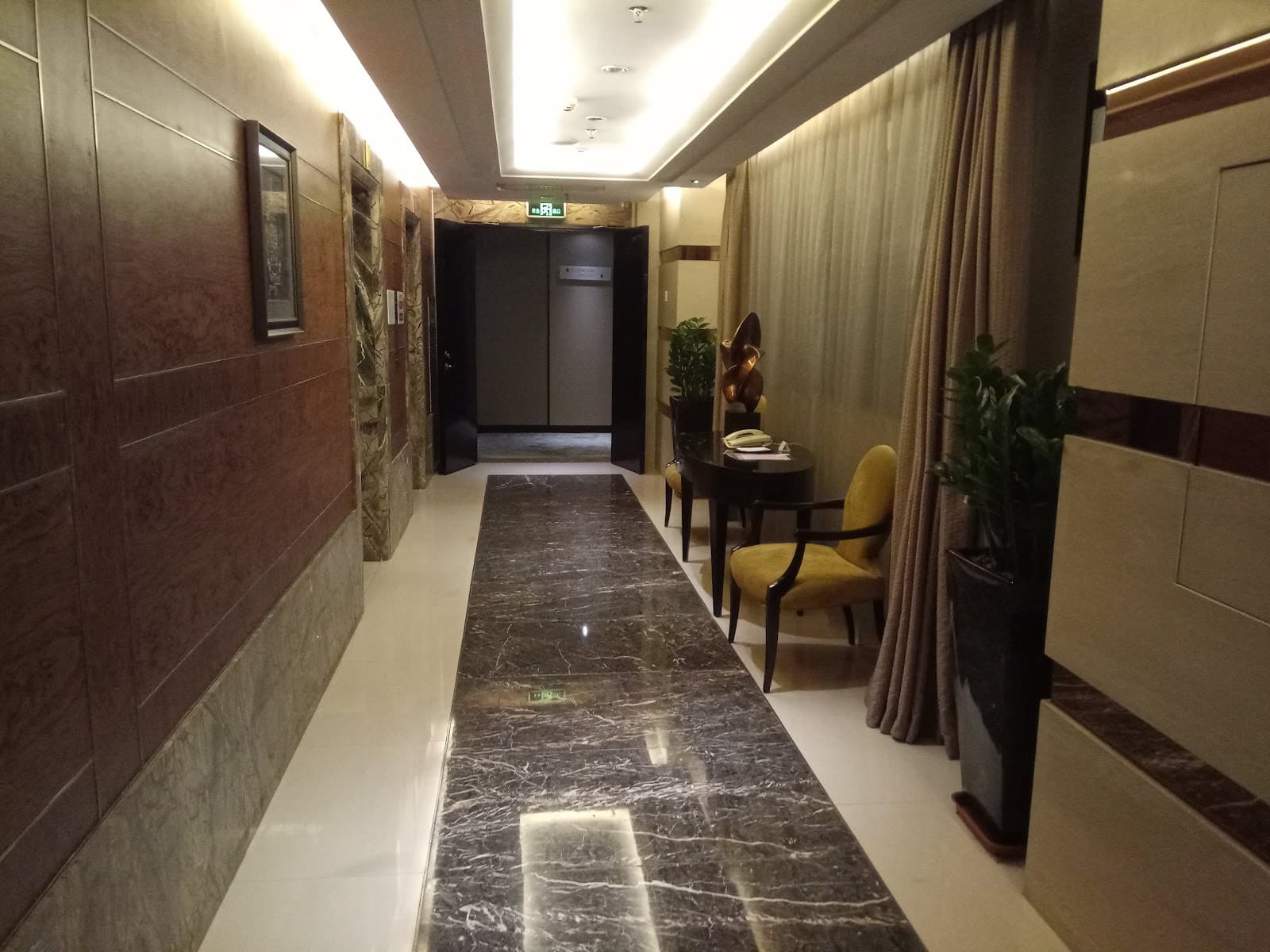 深圳东方银座美爵酒店 - Shenzhen - China