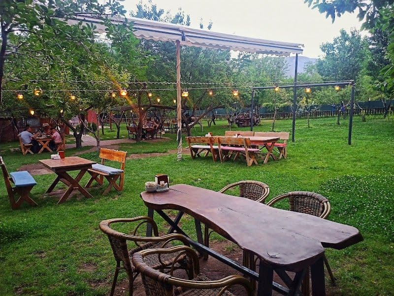 Omar Cavus Ciftligi - Cankiri - Turkey - Booked ai