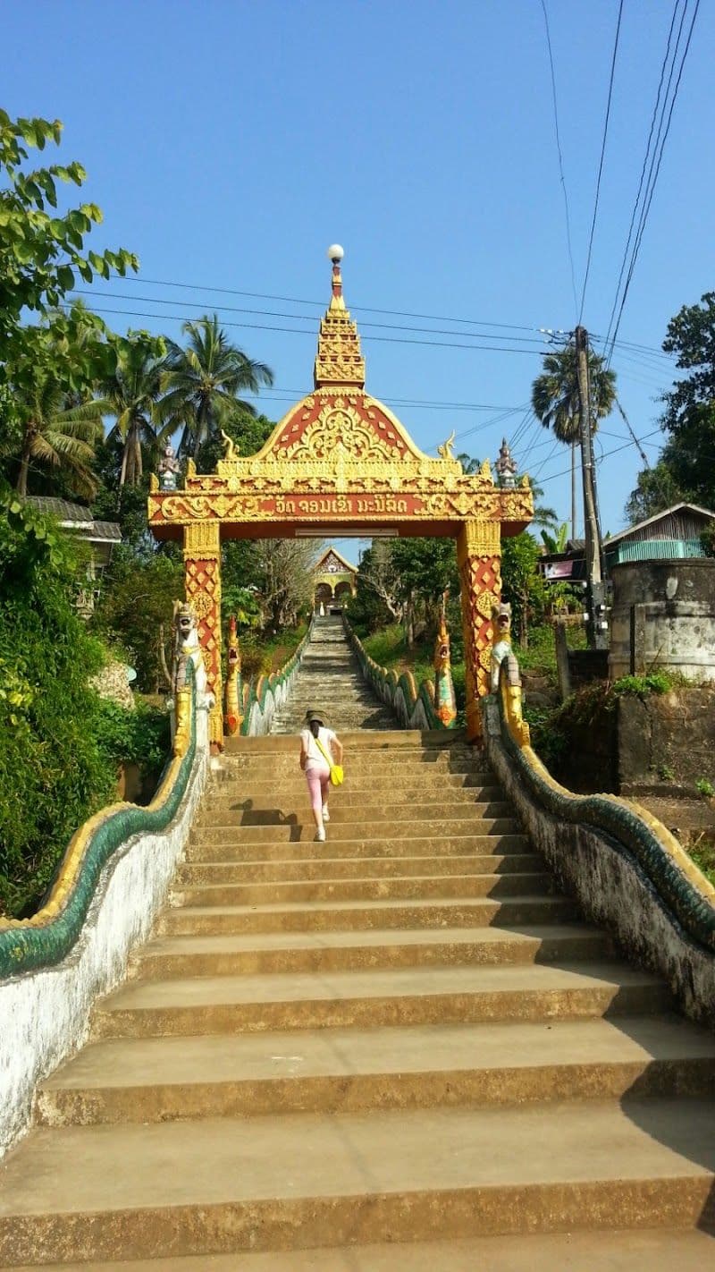 Ultimate Houayxay Travel Planner