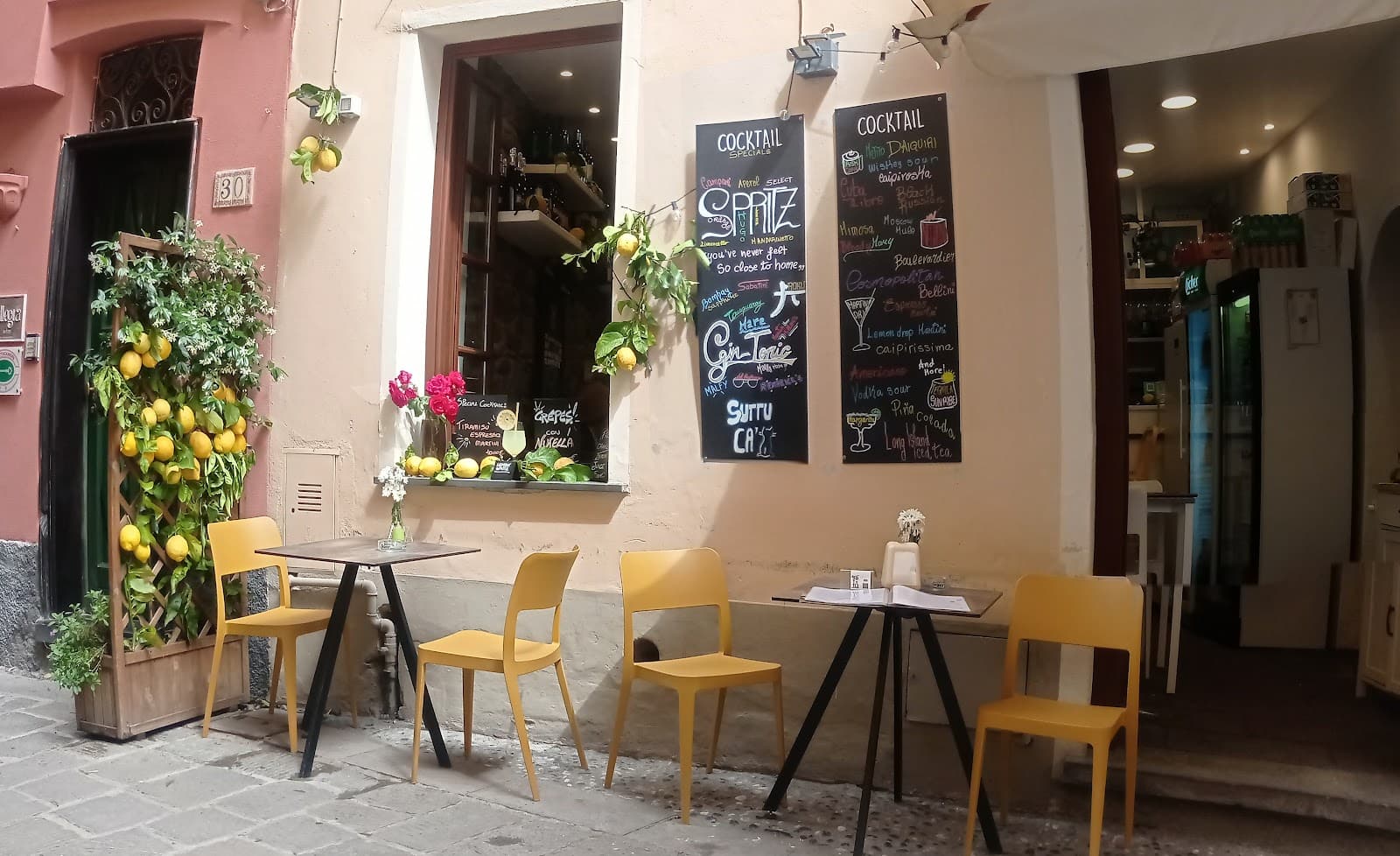 Sotto Casa - Cinque Terre - Italy