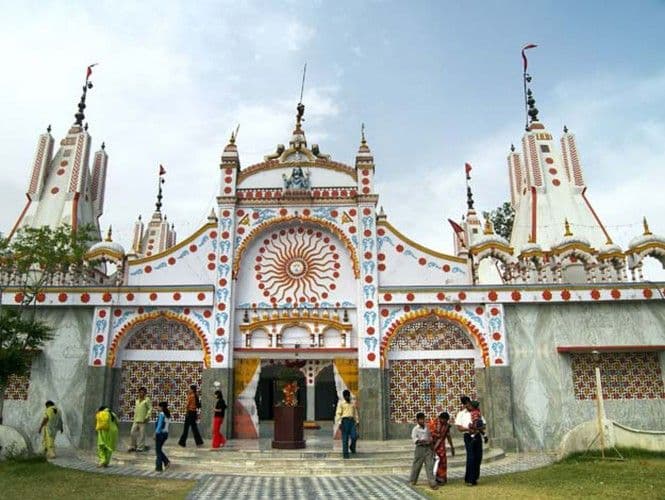 Devi Talab Mandir - Jalandhar - India - Booked ai