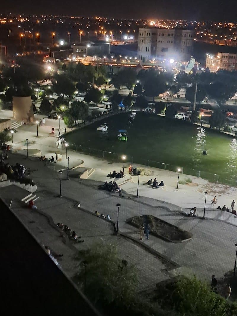 Lake - Abadeh - Iran - Booked ai